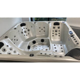 Cuve du Spa Jacuzzi Moorea de la marque ZigZag SPA