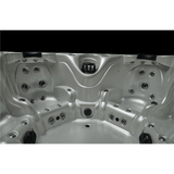 Vue de places assises dans le Spa Jacuzzi ANTIBES de la marque ZigZag SPA