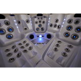 Jets éclairés dans la cuve du Spa Jacuzzi MONACO de la marque ZigZag SPA