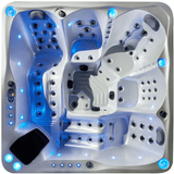 Cuve du Spa Jacuzzi Saint-Tropez éclairée en bleu