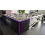 Spa Jacuzzi TAHITI exposé dans le Showroom ZigZag SPA de Lezennes