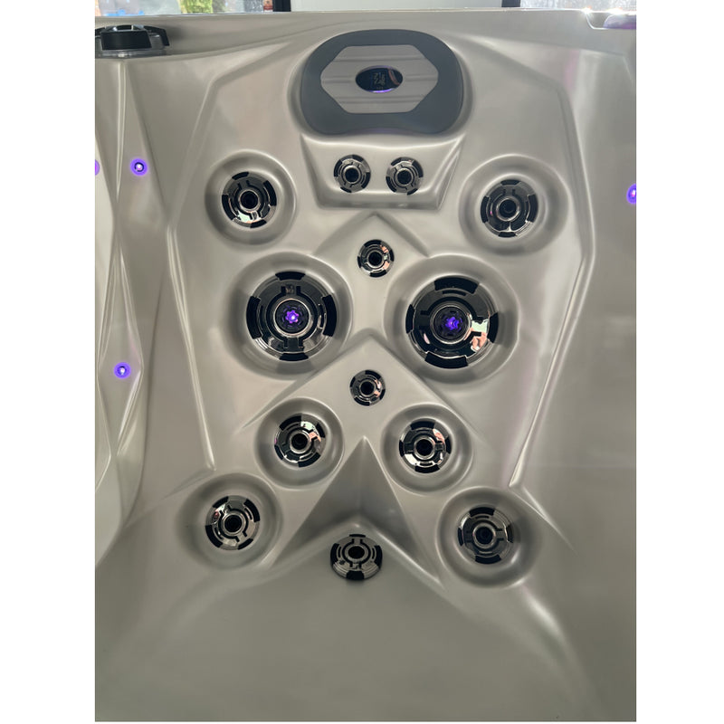 Jets rétroéclairés du Spa Jacuzzi TAHITI de la marque ZigZag SPA