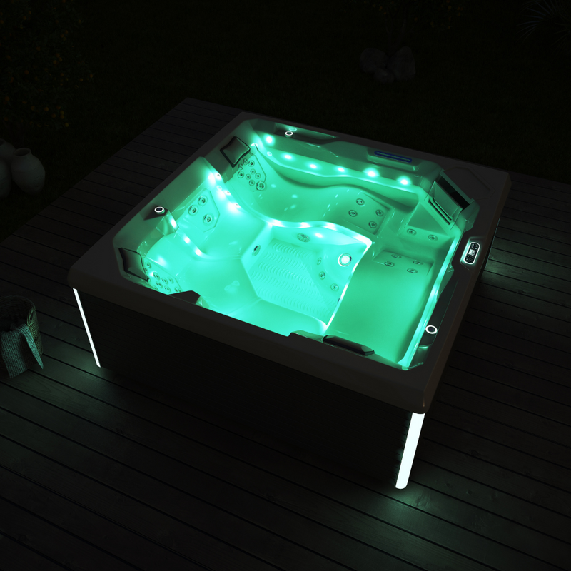 Spa ZEN 5 de chez ZigZag SPA avec lumières bleue claires